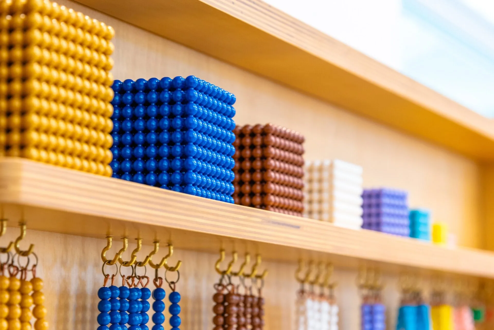 montessori bead chain lesson for math in elementar 2023 11 27 05 21 26 utc 1 scaled